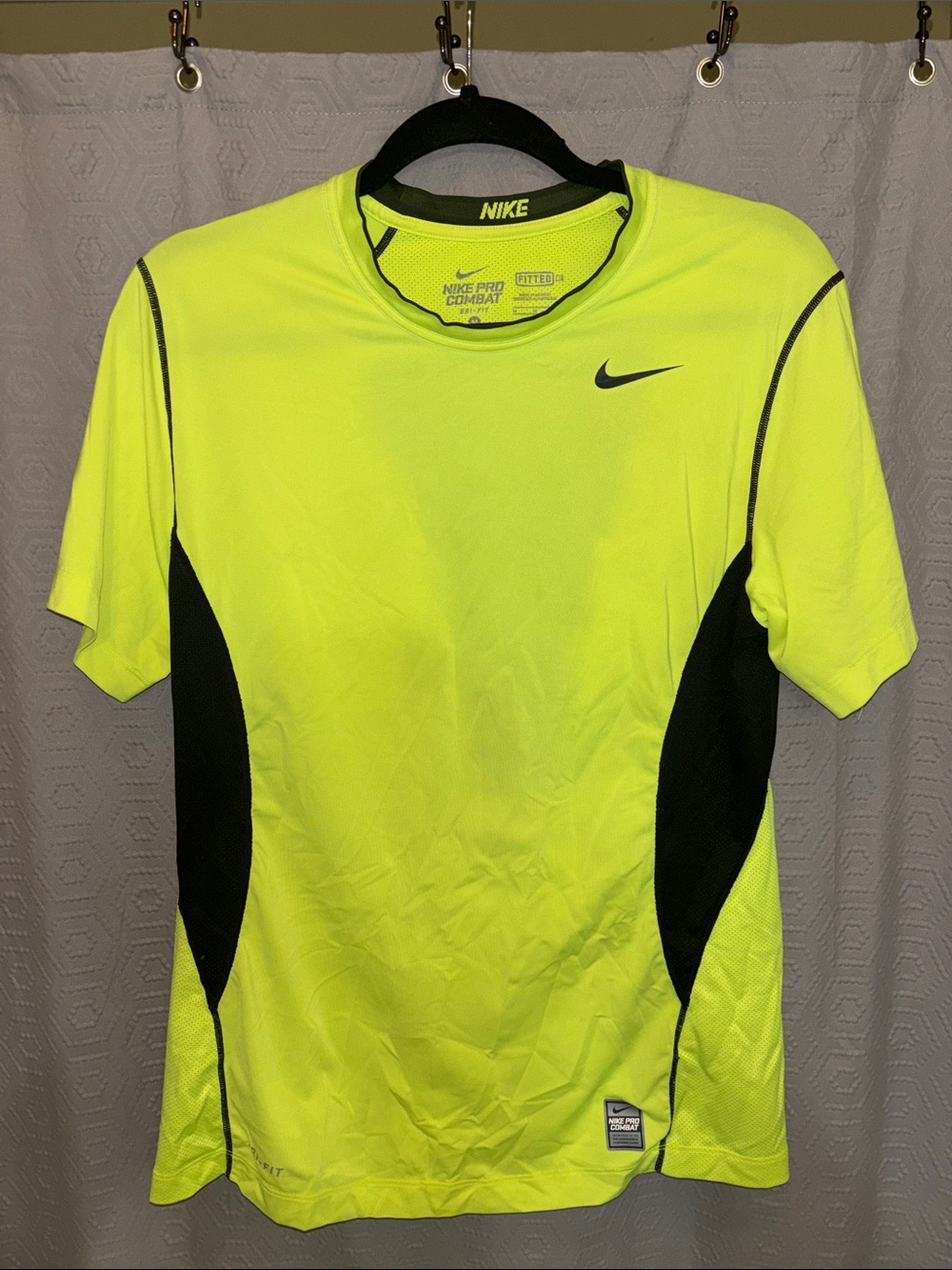 Nike Men’s Short Sleeve Training Tee - Neon Yellow & Black